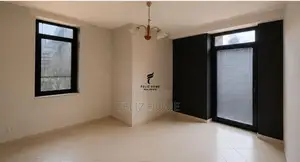 ZYRE ME QERA 107 M2 KOMUNA E PARISIT 57.000 LEKE