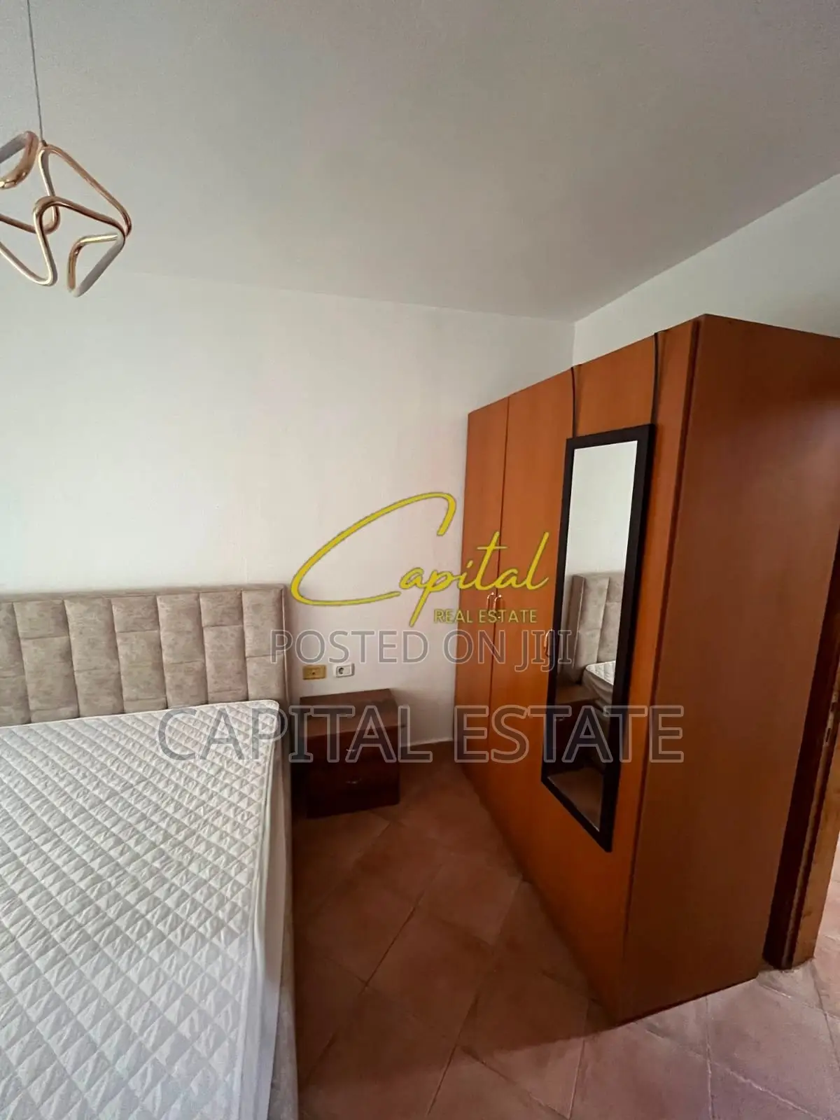APARTAMENT ME QIRA 2+1 ISH FUSHA AVIACIONIT 550 EURO