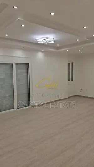 ZYRE ME QIRA 100 M2 LIQENI ARTIFICIAL 150.000 LEKE
