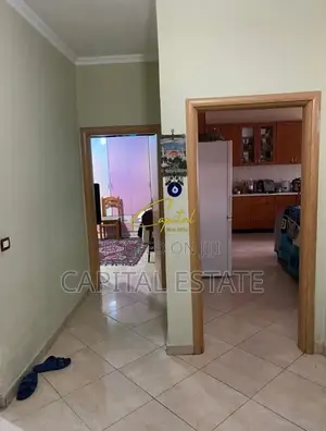 APARTAMENT ME QIRA 3+1 YZBERISHT 450 EURO