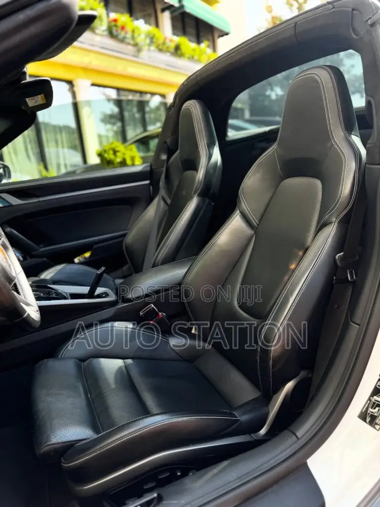 Porsche 911 (922) Targa 4