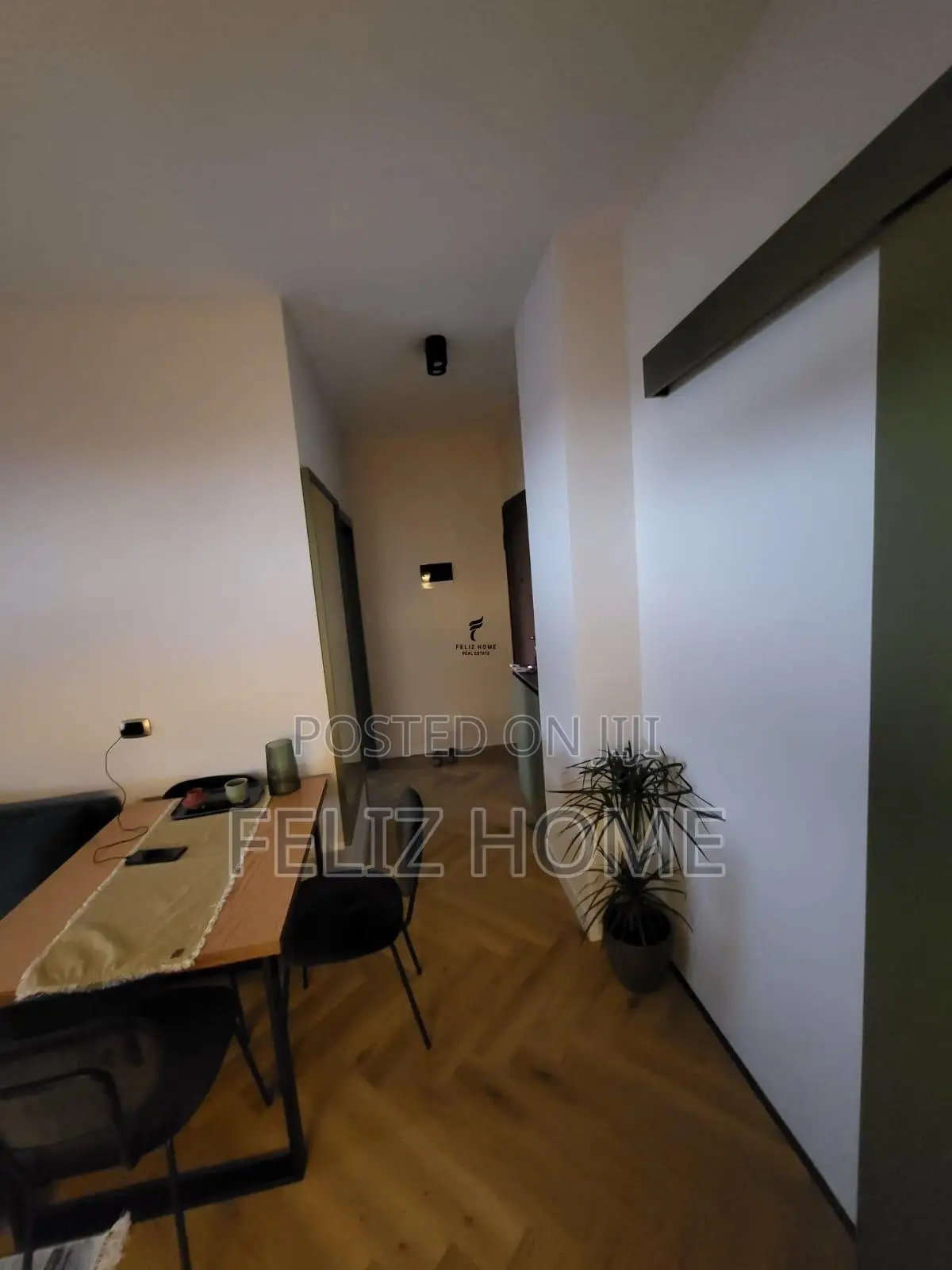 SHITET APARTAMENT 1+1 ISH TREGU ELEKTRIK 150.000 EURO