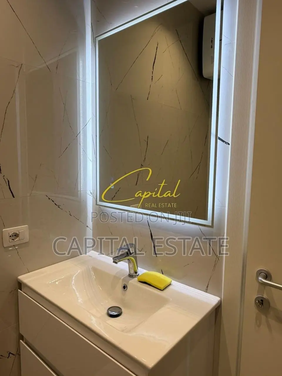 APARTAMENT ME QIRA 2+1 ISH STACIONI TRENIT 70.000 LEKE