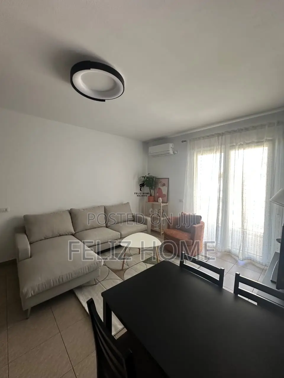 APARTAMENT ME QERA 1+1 ISH STACIONI TRENIT 65.000 LEKE