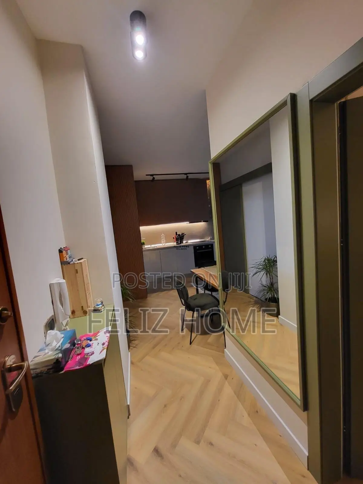 SHITET APARTAMENT 1+1 ISH TREGU ELEKTRIK 150.000 EURO