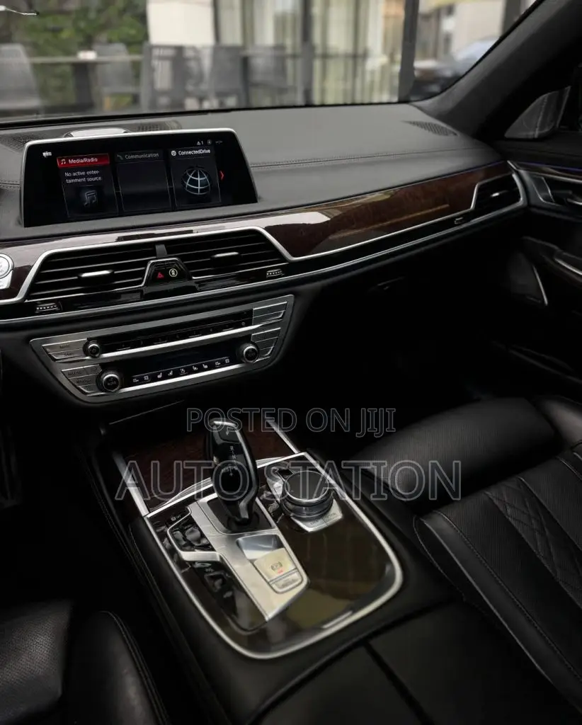 BMW 750Li