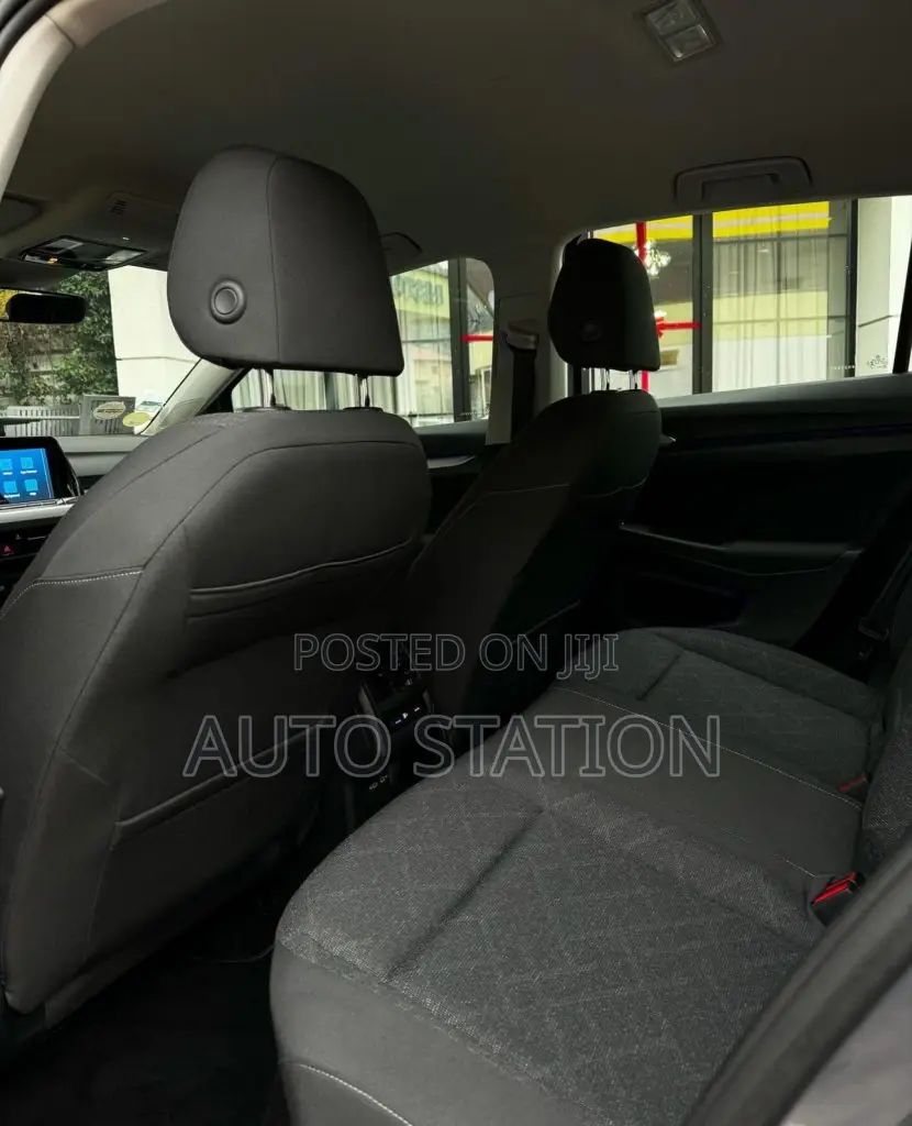 GOLF 8