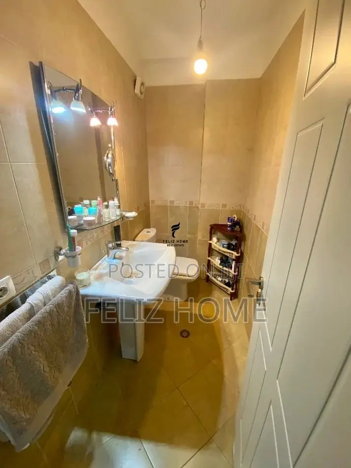SHITET APARTAMENT 2+1+2 YZBERISHT 170.000Euro