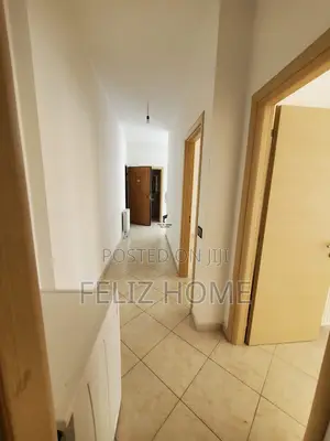 ZYRE ME QERA 110 M2 KOMUNA E PARISIT 1430 EURO
