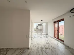 ZYRE ME QERA 70 M2 RRUGA E KAVAJES 1.200 EURO