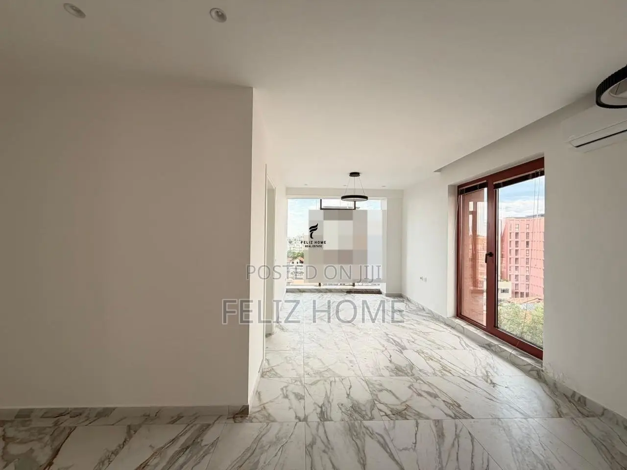 ZYRE ME QERA 70 M2 RRUGA E KAVAJES 1.200 EURO