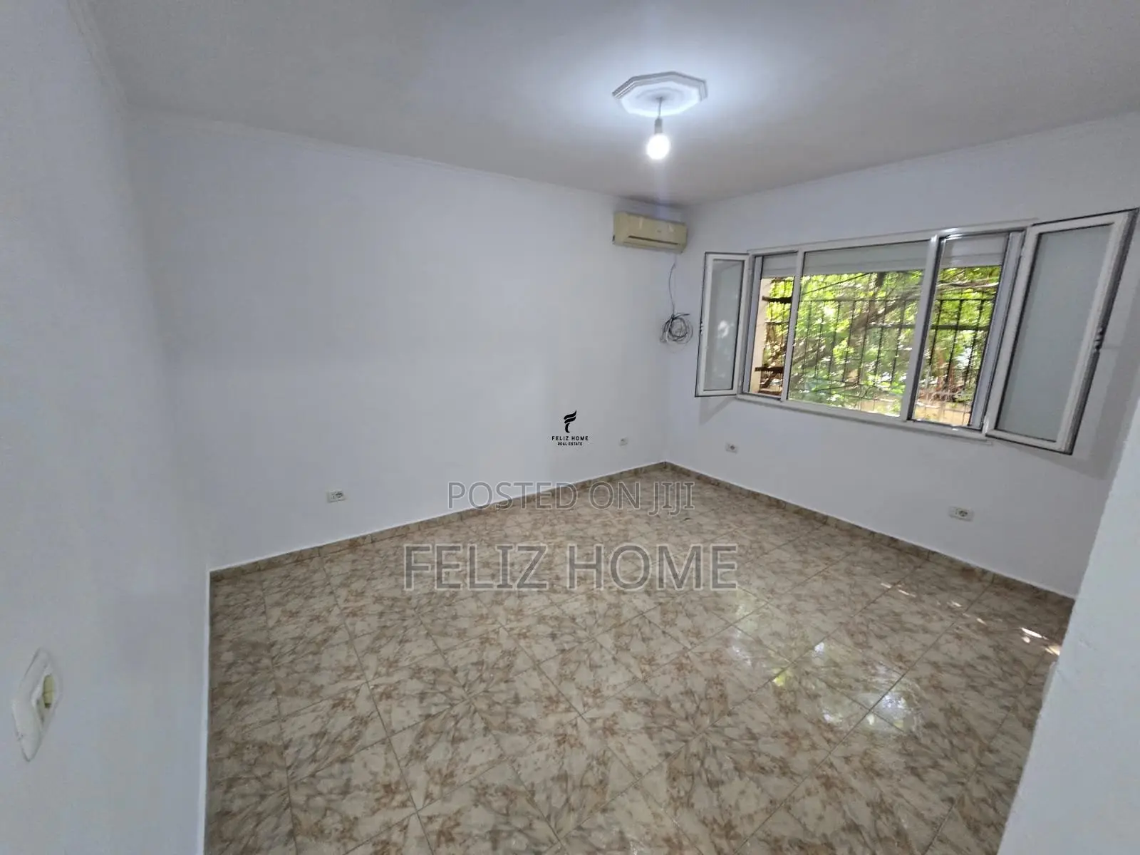 SHITET DYQAN & GARSONIERE RRUGA E KAVAJES 195.000 EURO