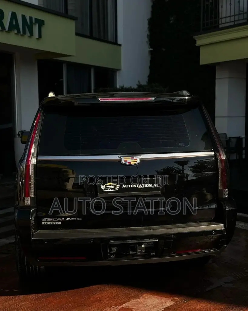 CADILLAC ESCALADE LIBERTY