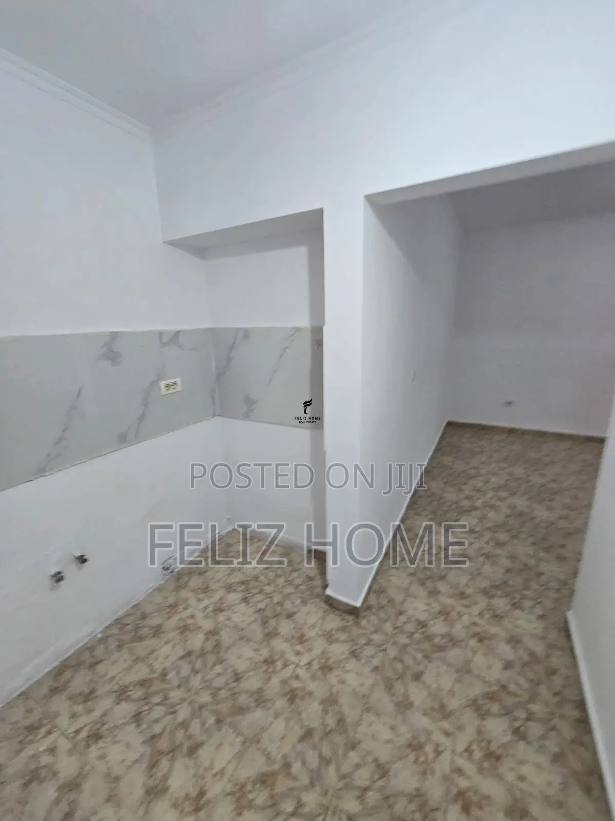 SHITET DYQAN & GARSONIERE RRUGA E KAVAJES 195.000 EURO