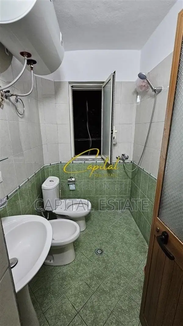APARTAMENT ME QIRA 2+1 RRUGA FERIT XHAJKO 550 EURO