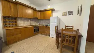APARTAMENT ME QERA 1+1 QENDER 65.000 LEKE