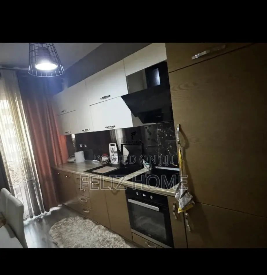 APARTAMENT ME QERA 1+1 YZBERISHT 43.000 LEKE