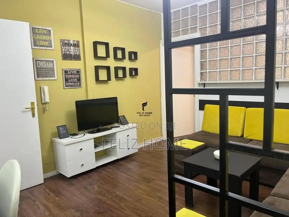 APARTAMENT ME QERA 1+1 XHAMIA E TABAKEVE 50.000 LEKE