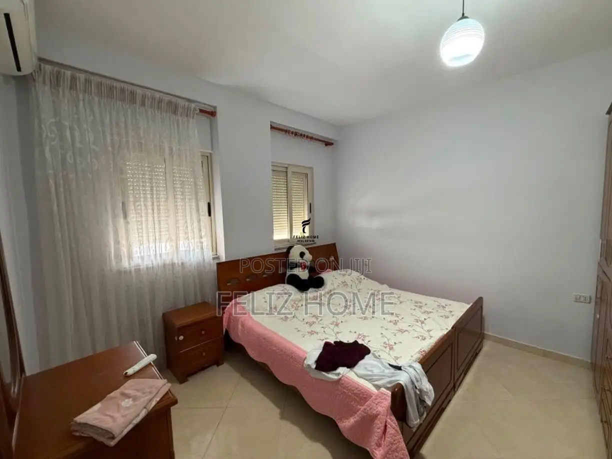 APARTAMENT ME QERA 2+1 RRUGA 5 MAJ 55.000 LEKE
