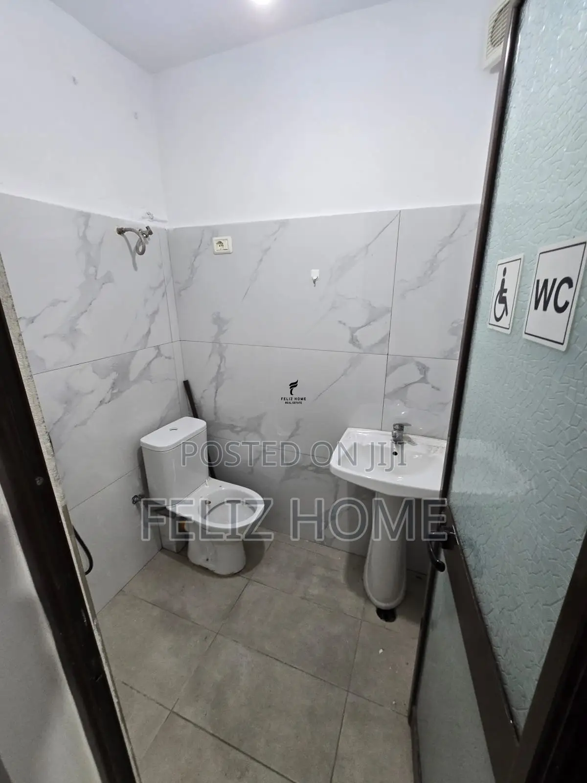 SHITET DYQAN & GARSONIERE RRUGA E KAVAJES 195.000 EURO