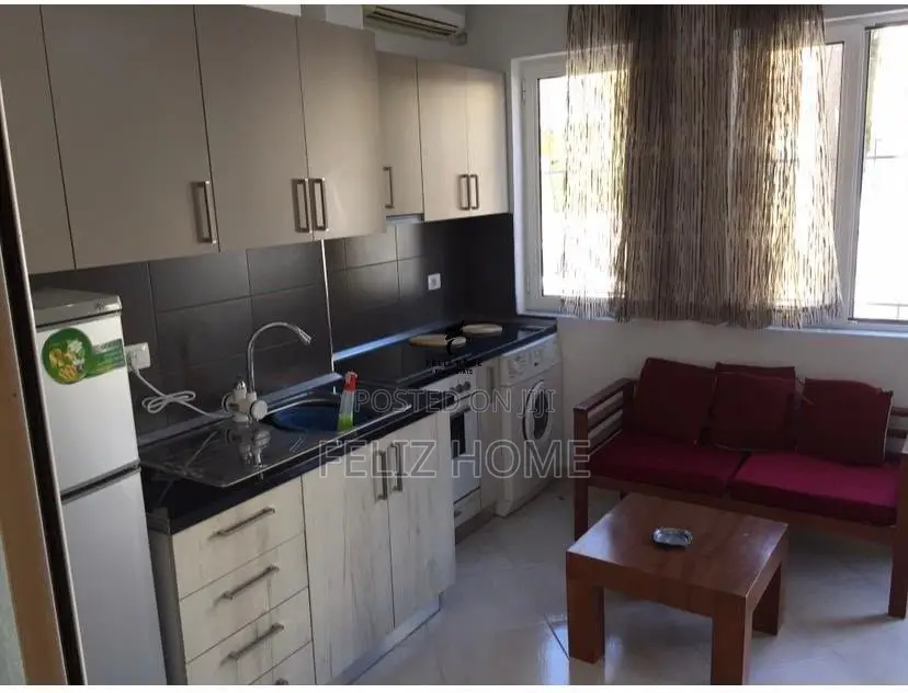 APARTAMENT ME QERA 1+1 QENDER 45.000 LEKE