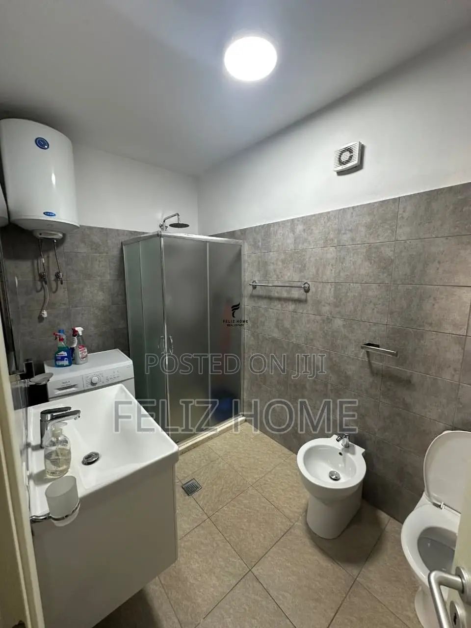 APARTAMENT ME QERA 1+1 ISH STACIONI TRENIT 65.000 LEKE