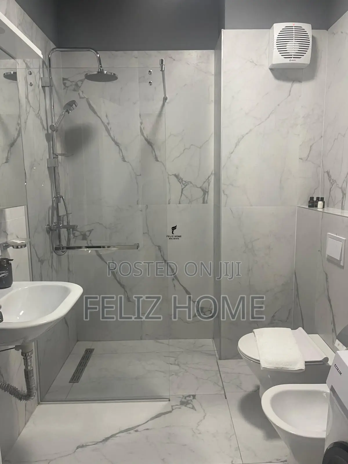 APARTAMENT ME QERA 1+1 RRUGA KONGRESI I MANASTIRIT 60.000 LEKE