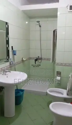 APARTAMENT ME QERA 3+1 RRUGA E KAVAJES 80.000 LEKE