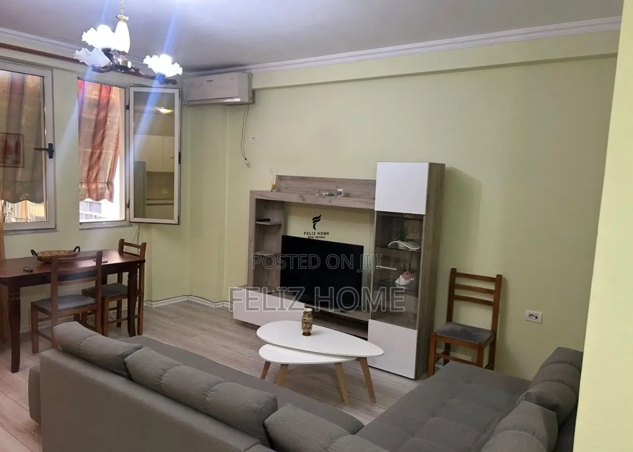 APARTAMENT ME QERA 2+1+2 21 DHJETORI 60.000 LEKE