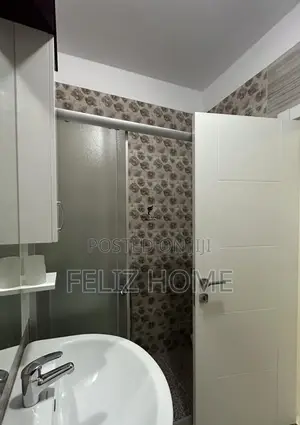 APARTAMENT ME QERA 1+1 QENDER 70.000 LEKE