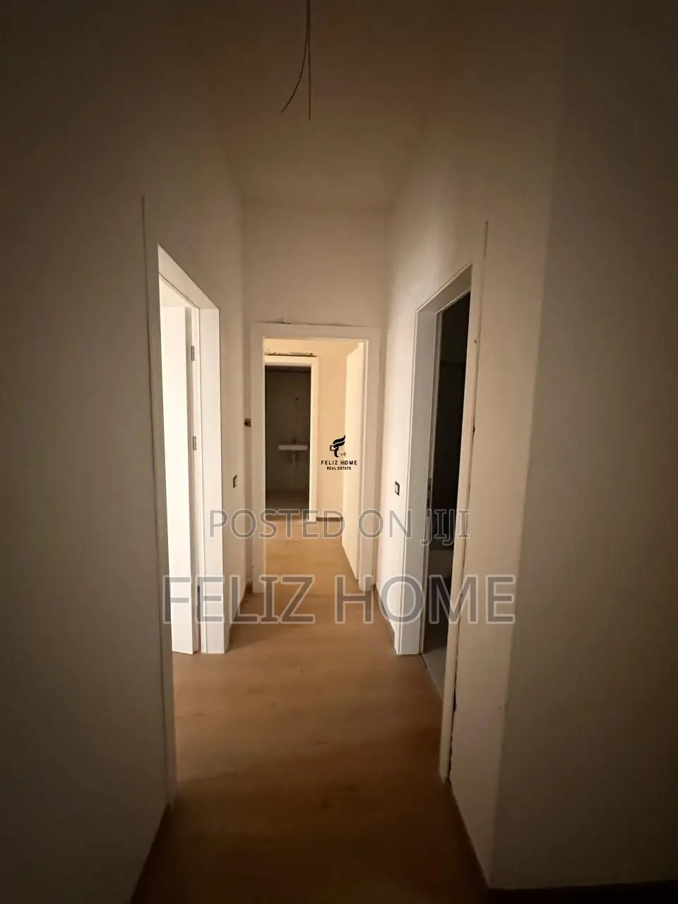 SHITET APARTAMENT 2+1+2 SAUK 205.000 EURO
