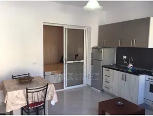 APARTAMENT ME QERA 1+1 QENDER 45.000 LEKE