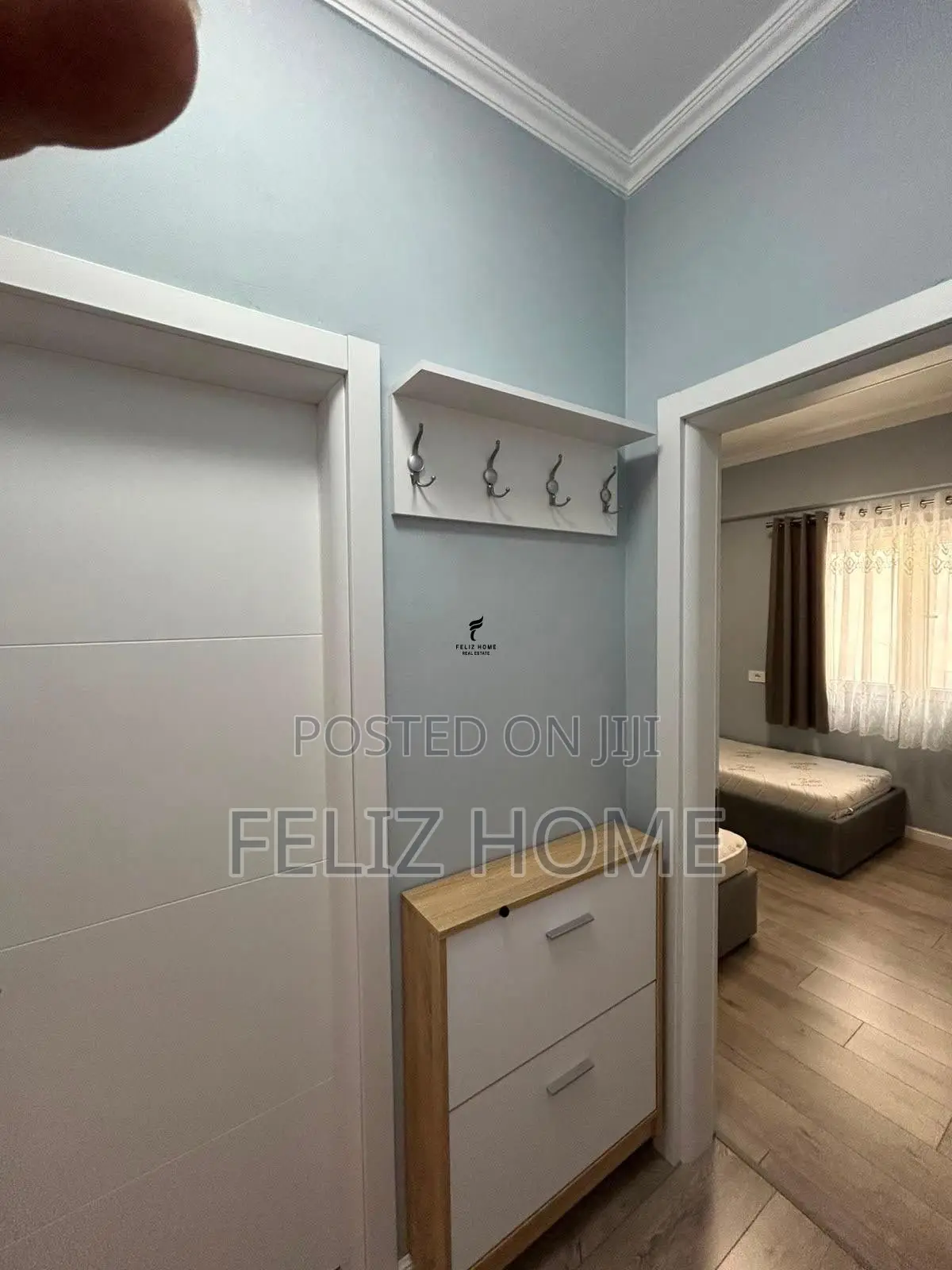 APARTAMENT ME QERA 2+1 STACIONI I TRENIT 75.000 LEKE