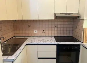 APARTAMENT ME QERA 2+1+2 21 DHJETORI 60.000 LEKE