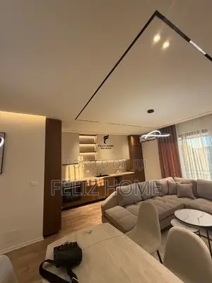 APARTAMENT ME QERA 3+1+2 STACIONI I TRENTI 1.100 EURO