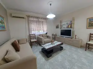 APARTAMENT ME QERA 1+1 RRUGA E ELBASANIT 50.000 LEKE