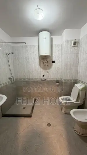 ZYRE ME QERA 130M2 ISH EKSPOZITA 80.000 LEKE