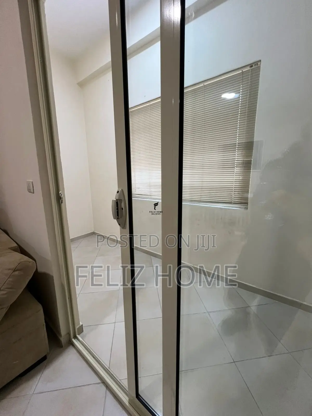 APARTAMENT ME QERA 1+1 FRESK 40.000 LEKE