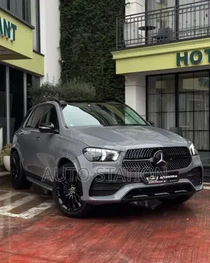 Mercedes Benz GLE 400d