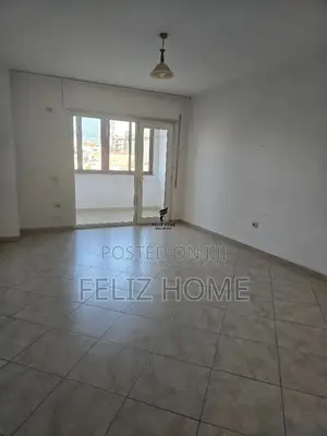 ZYRE ME QERA 120 M2 RRUGA BARDHYL 80.000 LEKE