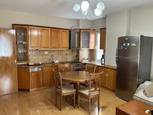 APARTAMENT ME QERA 2+1 RRUGA E ELBASANIT 60.000 LEKE