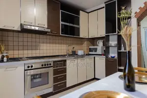 APARTAMENT ME QERA 1+1 QENDER 700 EURO