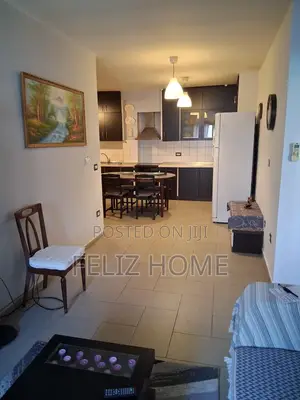 APARTAMENT ME QERA 2+1 MYSLYM SHYRI 65.000 LEKE
