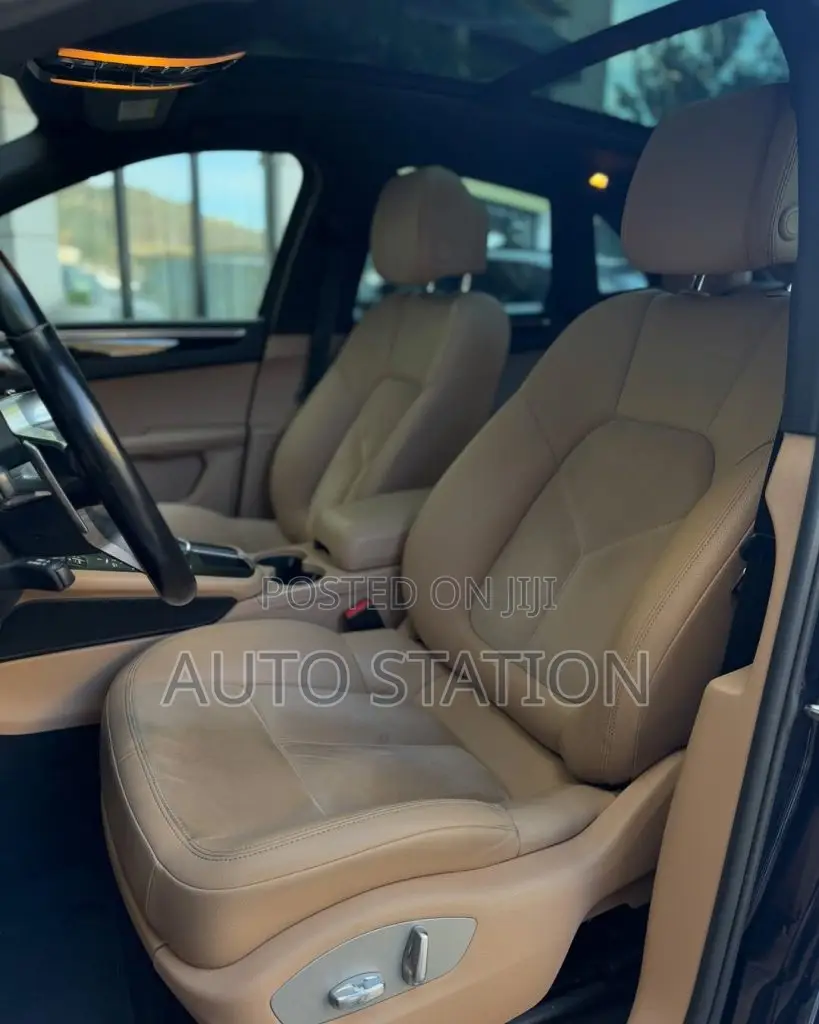 Porsche Macan S