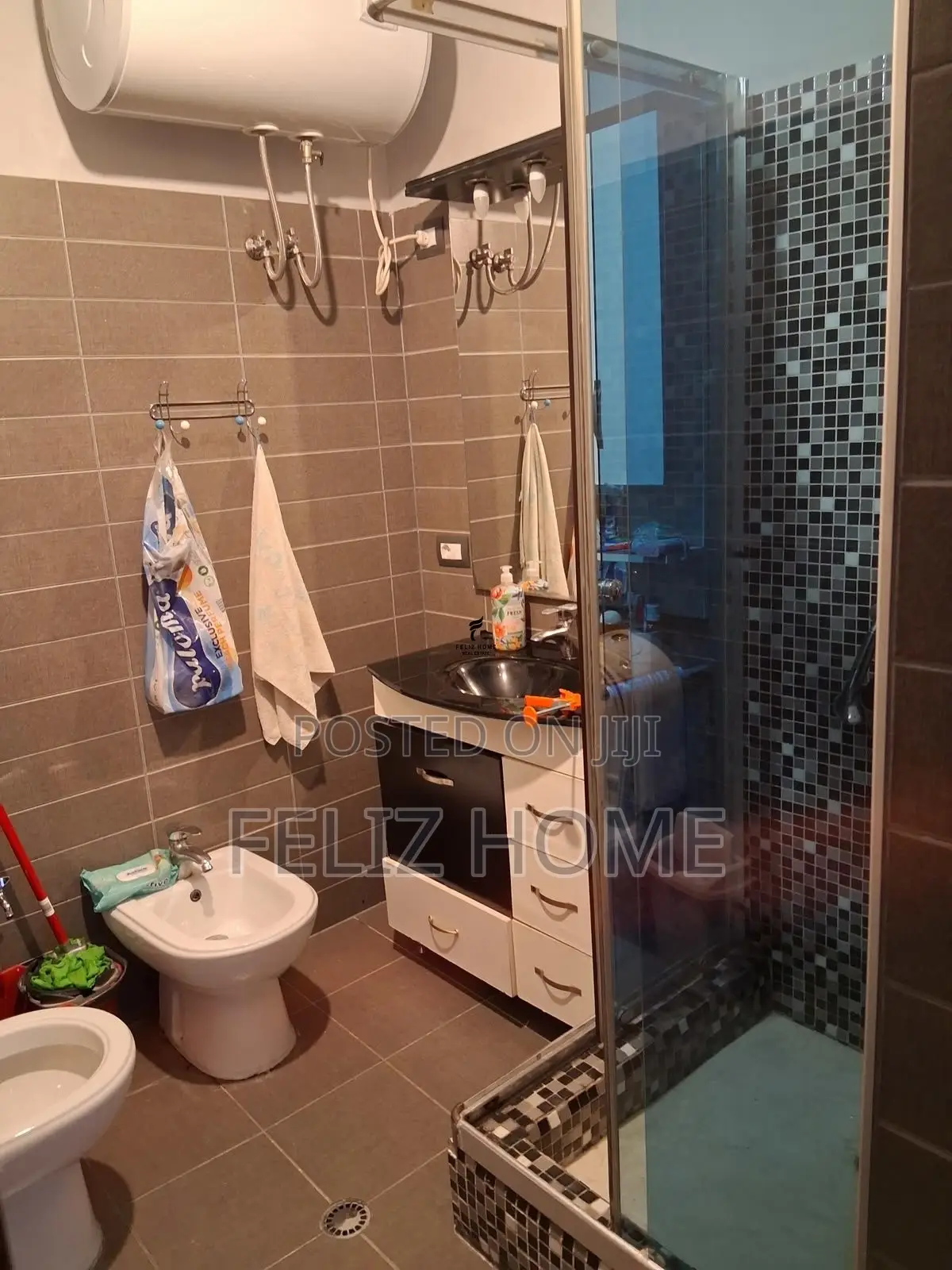 APARTAMENT ME QERA 2+1 MYSLYM SHYRI 65.000 LEKE
