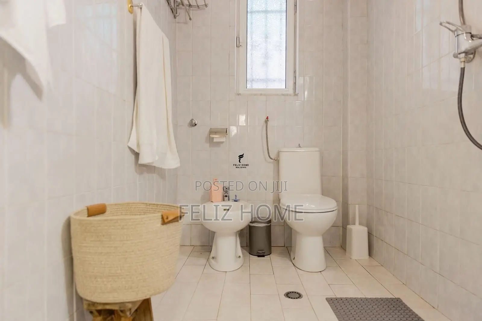APARTAMENT ME QERA 1+1 QENDER 700 EURO