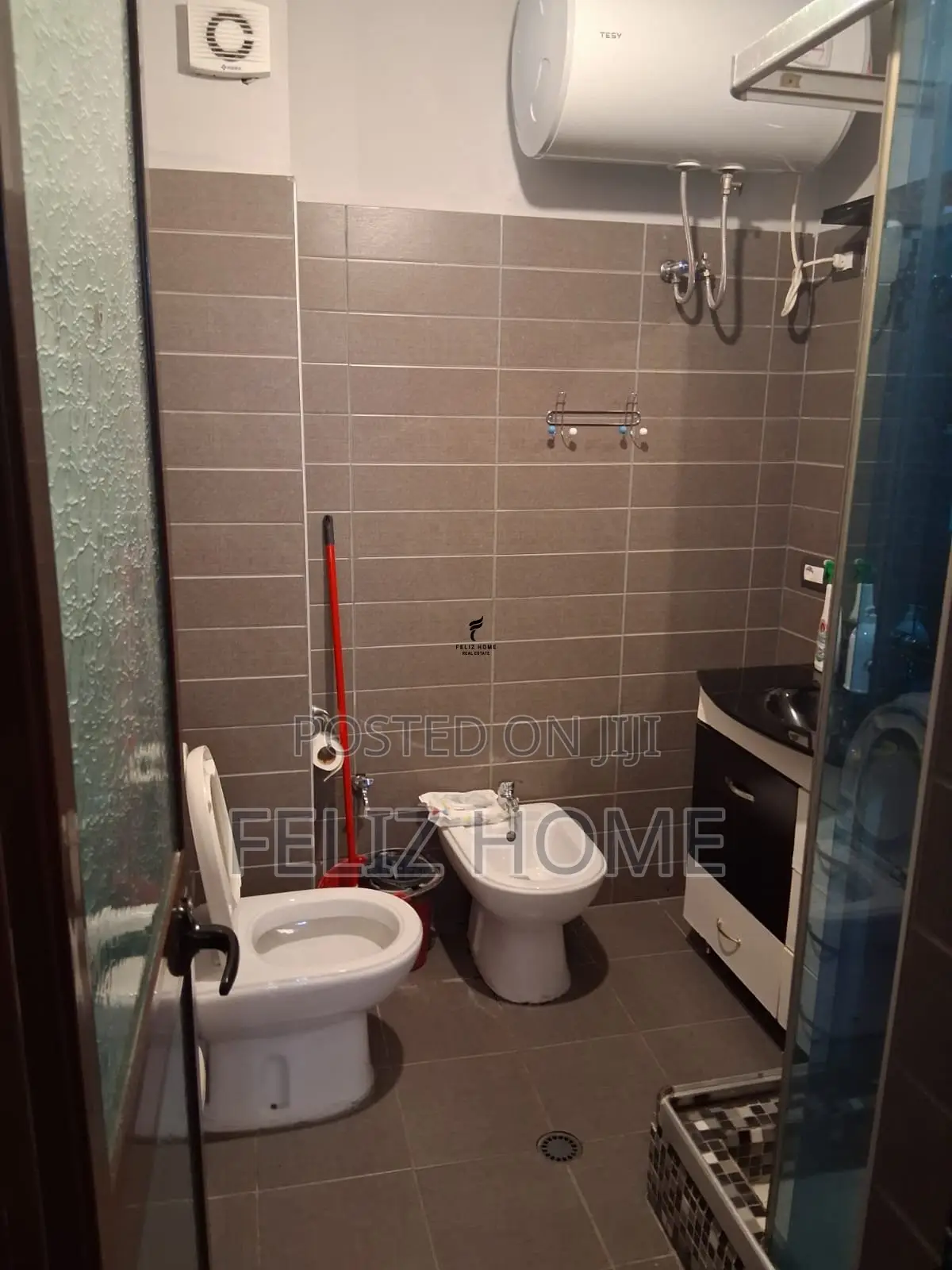 APARTAMENT ME QERA 2+1 MYSLYM SHYRI 65.000 LEKE