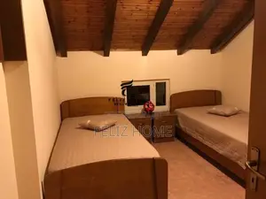 APARTAMENT ME QERA3+1 XHAMLLIK 60.000 LEKE