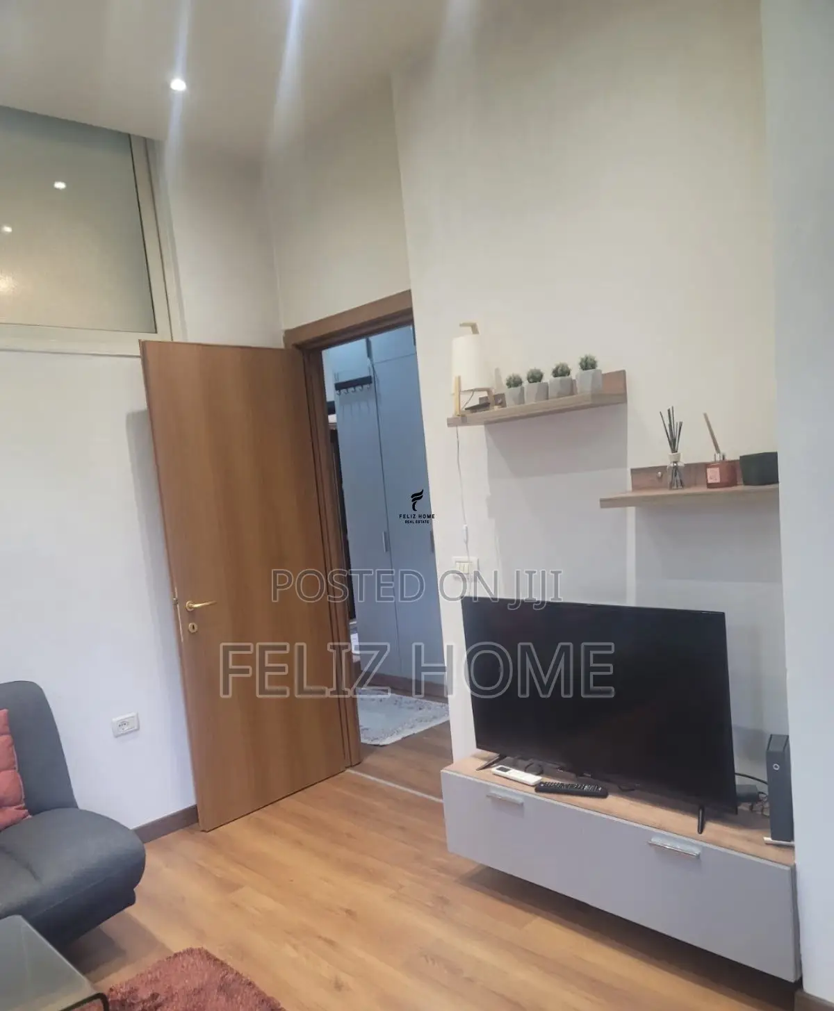 APARTAMENT ME QERA 1+1 9 KATSHET 60.000 LEKE
