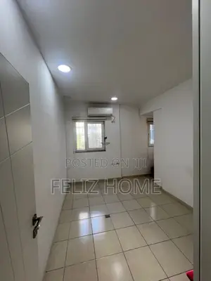 ZYRE ME QERA 90 M2 RRUGA E KAVAJËS 80.000 LEKE